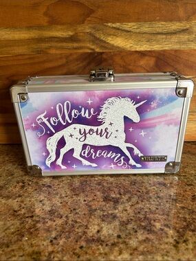Follow Your Dreams Unicorn Travel Case - Purple & Pink with key EUC
